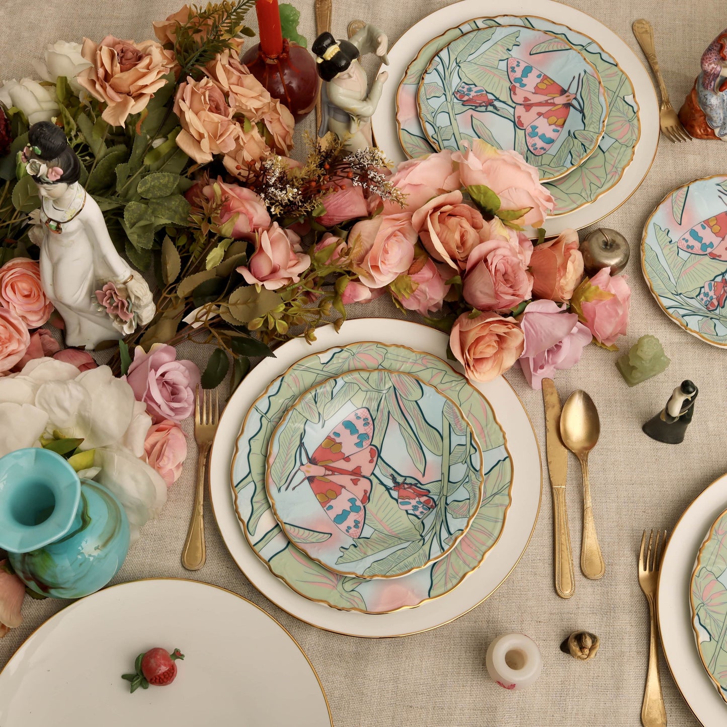 Mimi Showplate - White